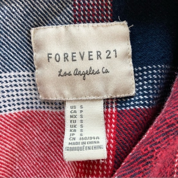Forever 21 red, blue and white plaid flannel button down shirt. Size S - Picture 3 of 6